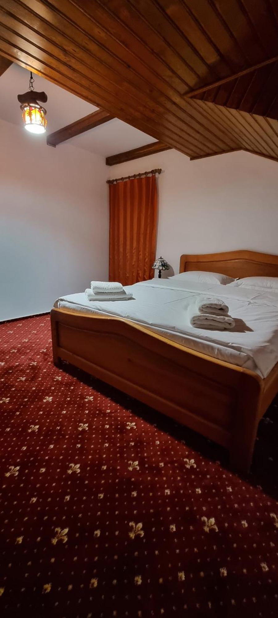 Casa Bondia Villa Pârâul Rece Buitenkant foto
