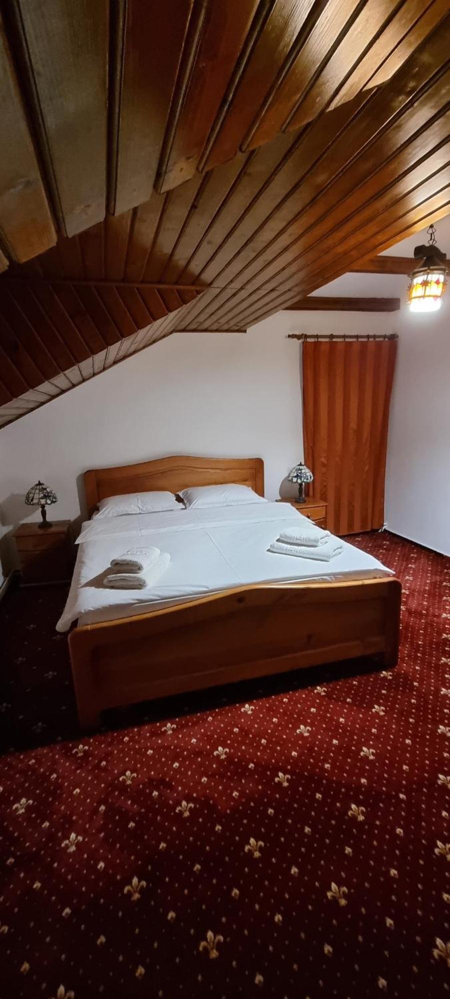 Casa Bondia Villa Pârâul Rece Buitenkant foto