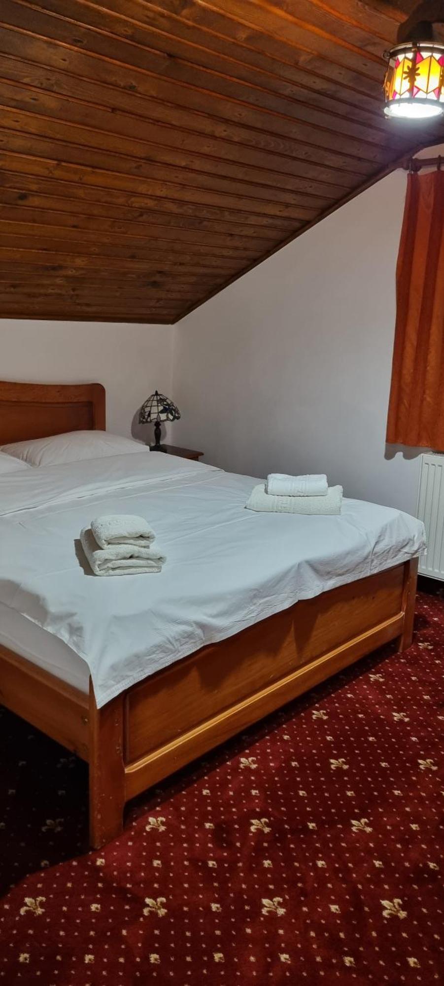Casa Bondia Villa Pârâul Rece Buitenkant foto